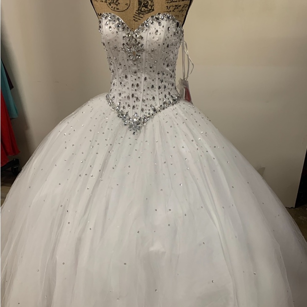 New with tags prom or wedding dress. Size 8. - Picture 2 of 4